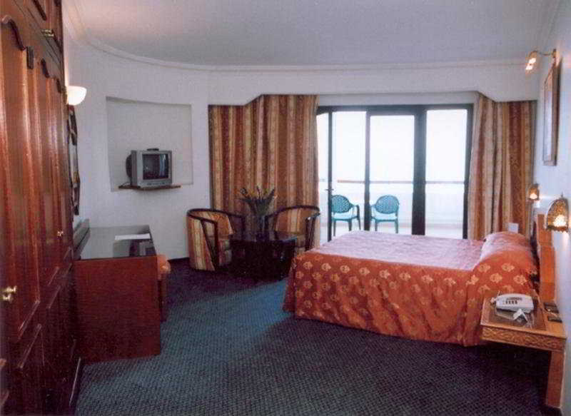 Fredj Hotel Tangier Ruang foto